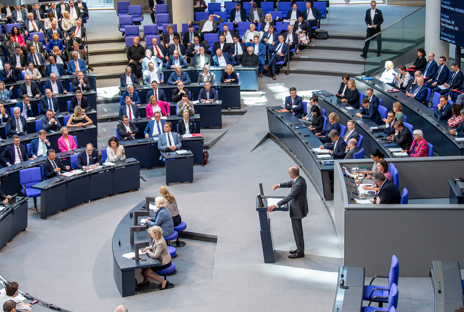 Deutschland schafft die Gasspeicherumlage ab, die bei Importen auch von Österreich zu bezahlen war. Der deursche Bundestag fällte den Beschluss am 20. Dezember, dieser gilt ab 1. Jänner 2025. Foto:; Bundestag / Marc-Steffen Unger
