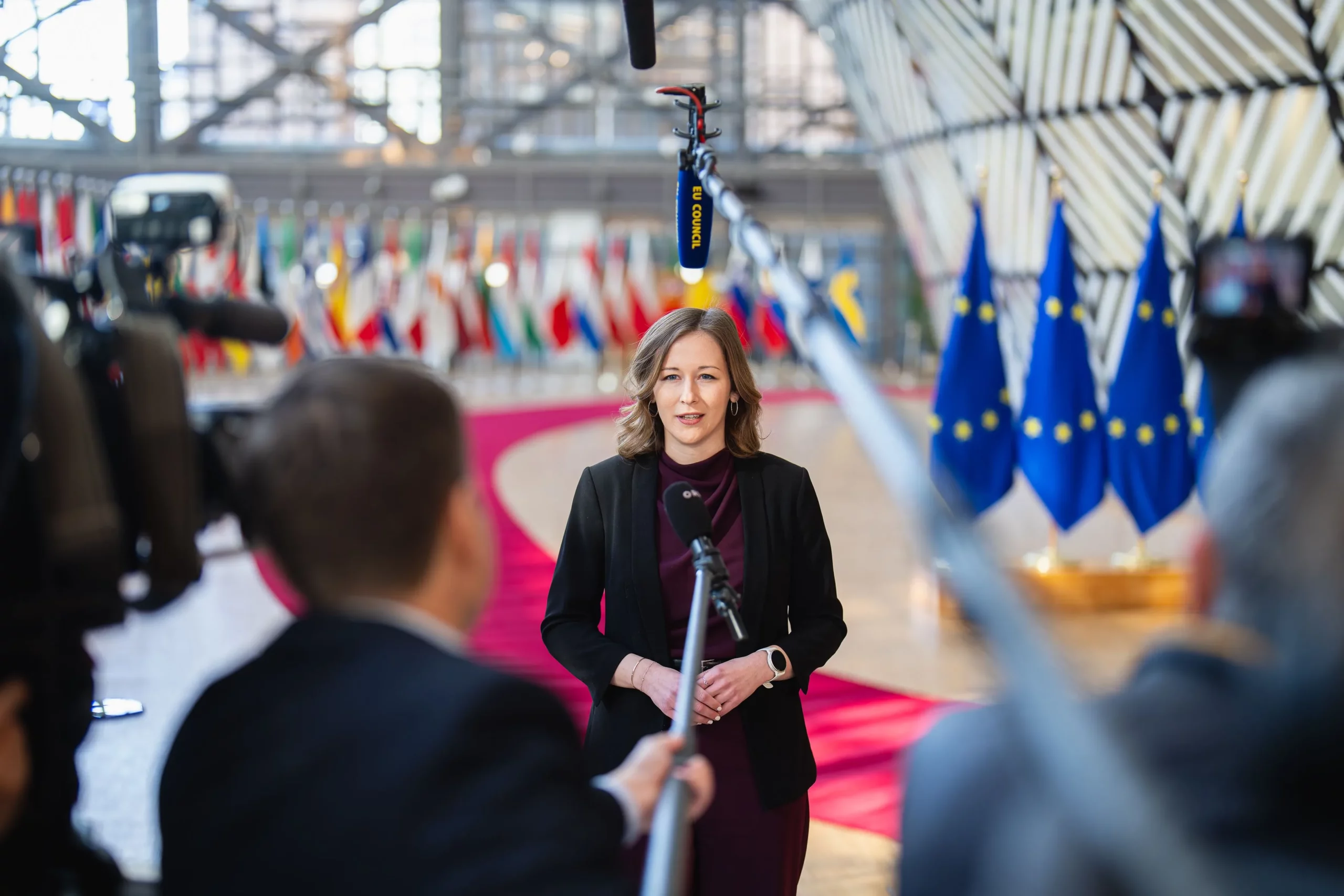 Bundesministerin Claudia Plakolm berichtet von einer Annäherung zwischen EU und GB