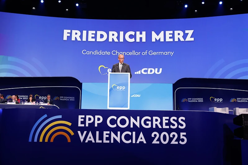 Deutschlands Kanzler Friedrich Merz forderte, das Frauenbild des Islam kritisch zu betrachten. Foto: Screnshot-EPP