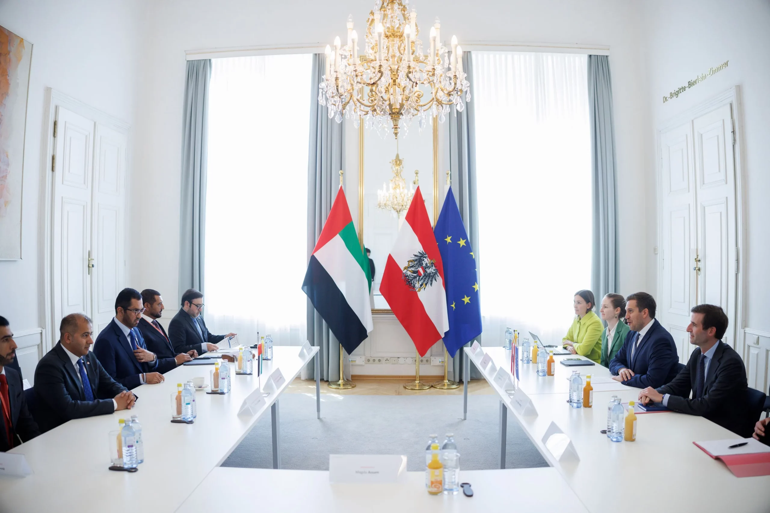Digitalisierung und KI als Themen von Al Jaber bei Staatssekretär Alexander Pröll. Foto: Andy Wenzel