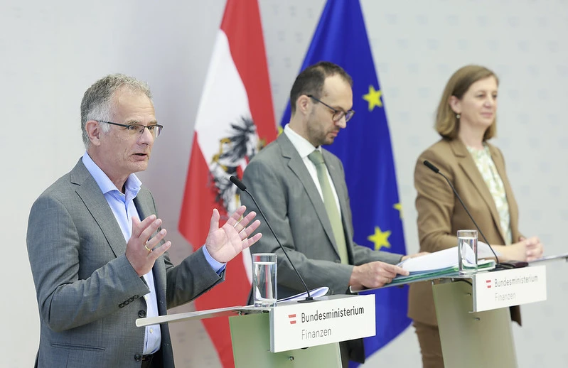 Bilanz der Betrugsbekämpfung: Marterbauer, Christian Ackerler und Eibinger-Miedl. Foto: Aigner