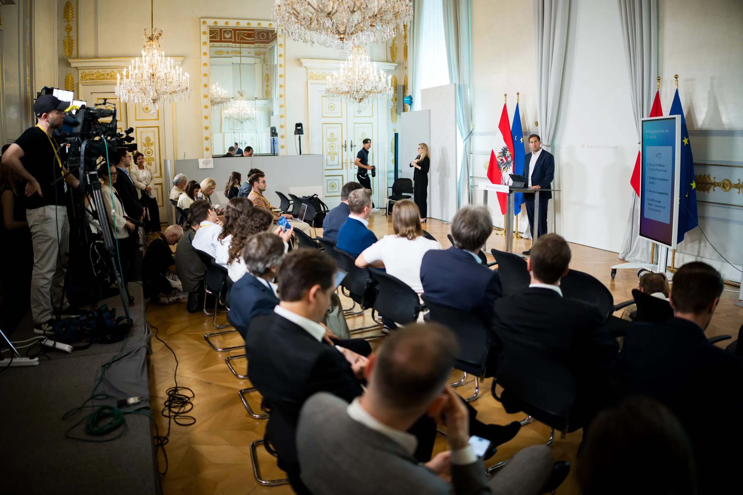 Modernes SErvice, Wahlfreiheit für Nutzer: Alexander Pröll präsentiert die erneuerte ID Austria. Foto: Christopher Dunker
