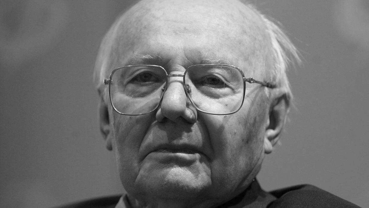 Heinz Zemanek (*1920 in Wien, †2014 ebenda), Computerpionier und Professor an der Technischen Hochschule Wien (Abb.1)