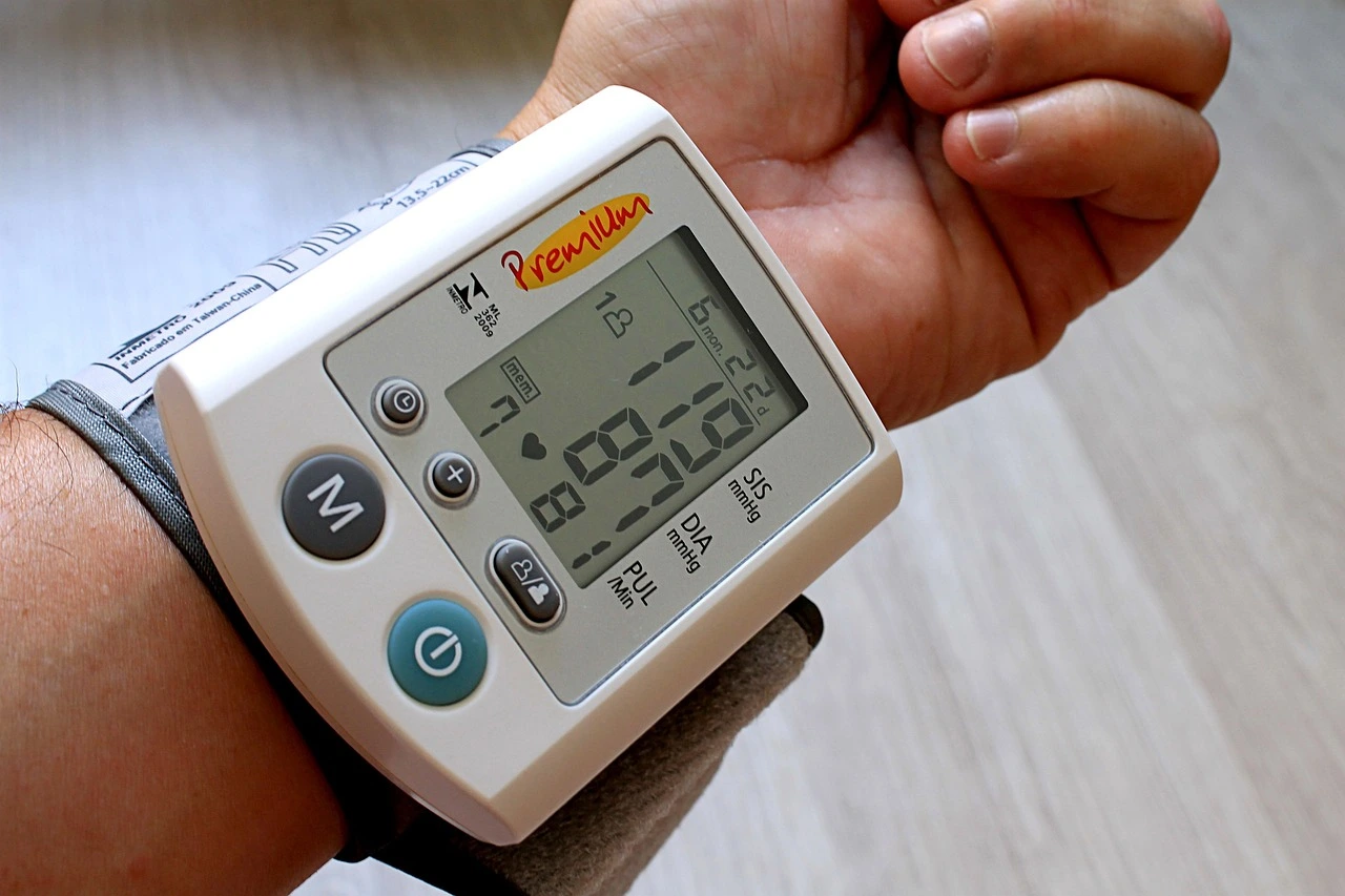 Pflege wird weiter gestärkt, erklärt ÖVP-Klubobmann Ernst Gödl anlässlich des Tages der Pflege am 12.Mai. Foto: pixabay / Gadini