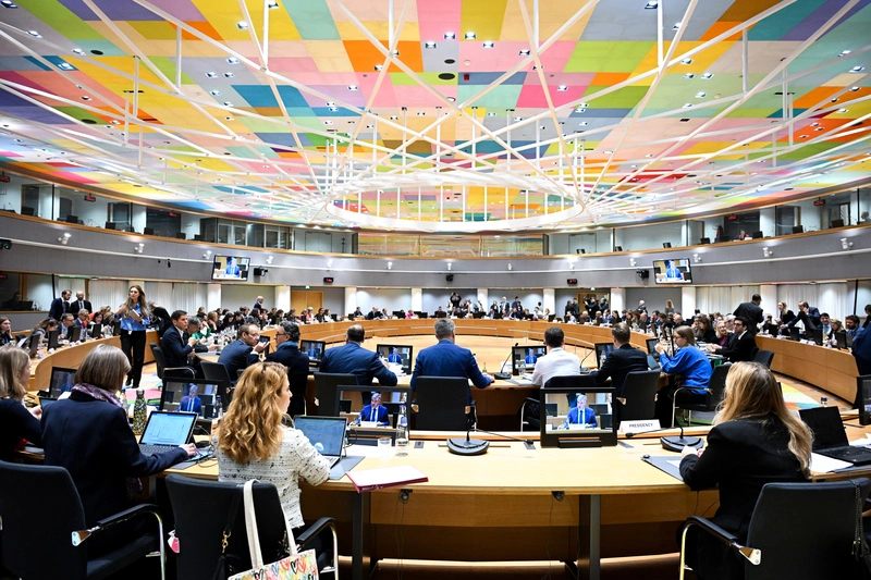 Umweltministerrat in Brüssel: EU gibt der Industrie Sicherheit für Investitionen, bleibt aber auf Klimakurs. Ein Erfolg, wie Österreichs Umweltminister Norbert Totschnig erklärte. Fotos: EU