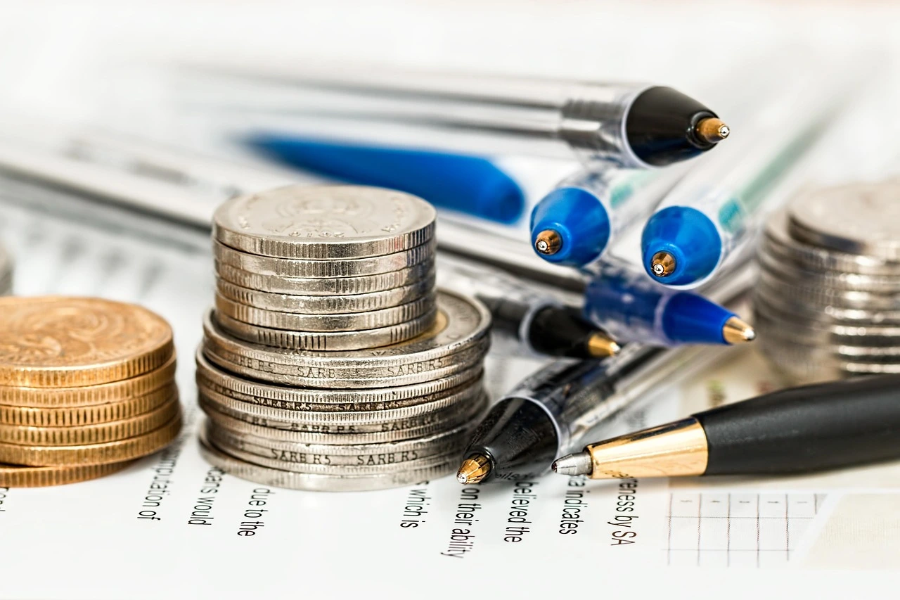 Leistung soll sich lohnen: Mitarbeiterprämien aus 2026 können steuerfrei ausbezahlt werden. Foto: Pixabay-stevebp