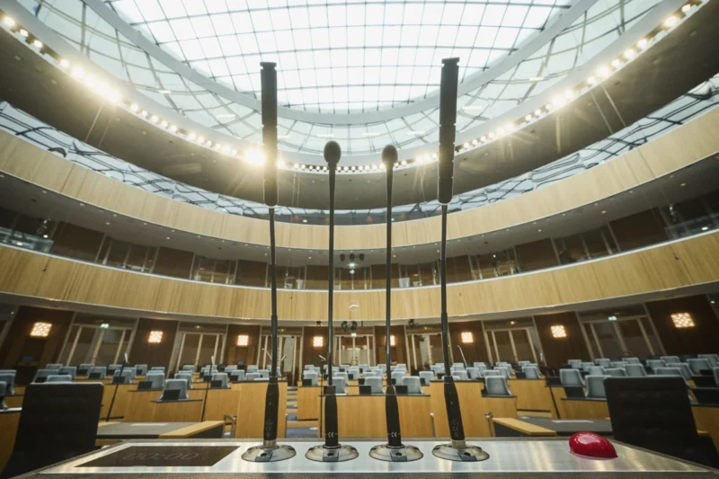 Gleich dreimal wird diese Woche im Parlament debattiert. Unter anderem auch zur Spritpreisbremse. Foto: Parlamentsdirektion/Johannes Zinner