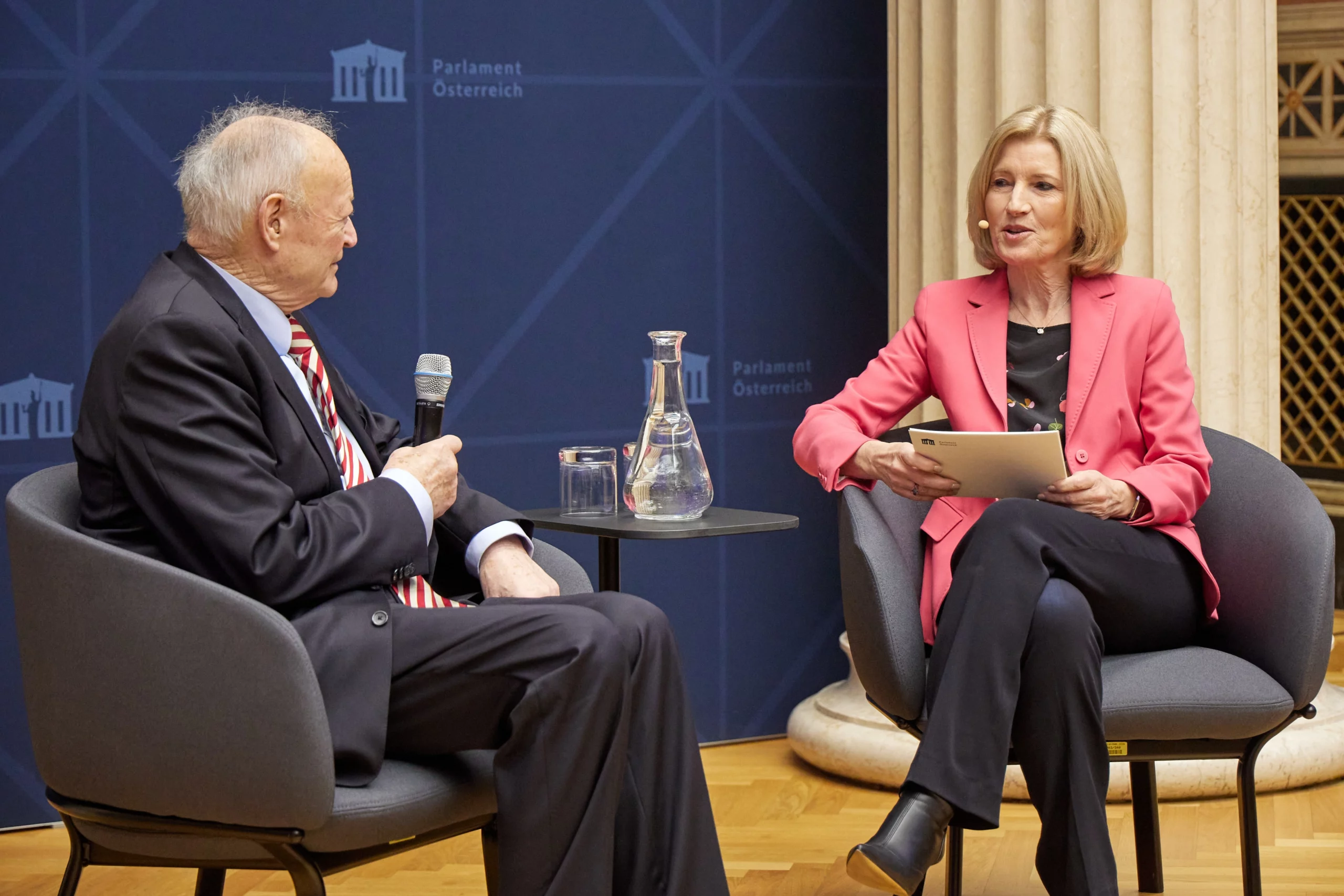 Kurier-Herausgeberin Martina Salomon im Gespräch mit Andreas Khol