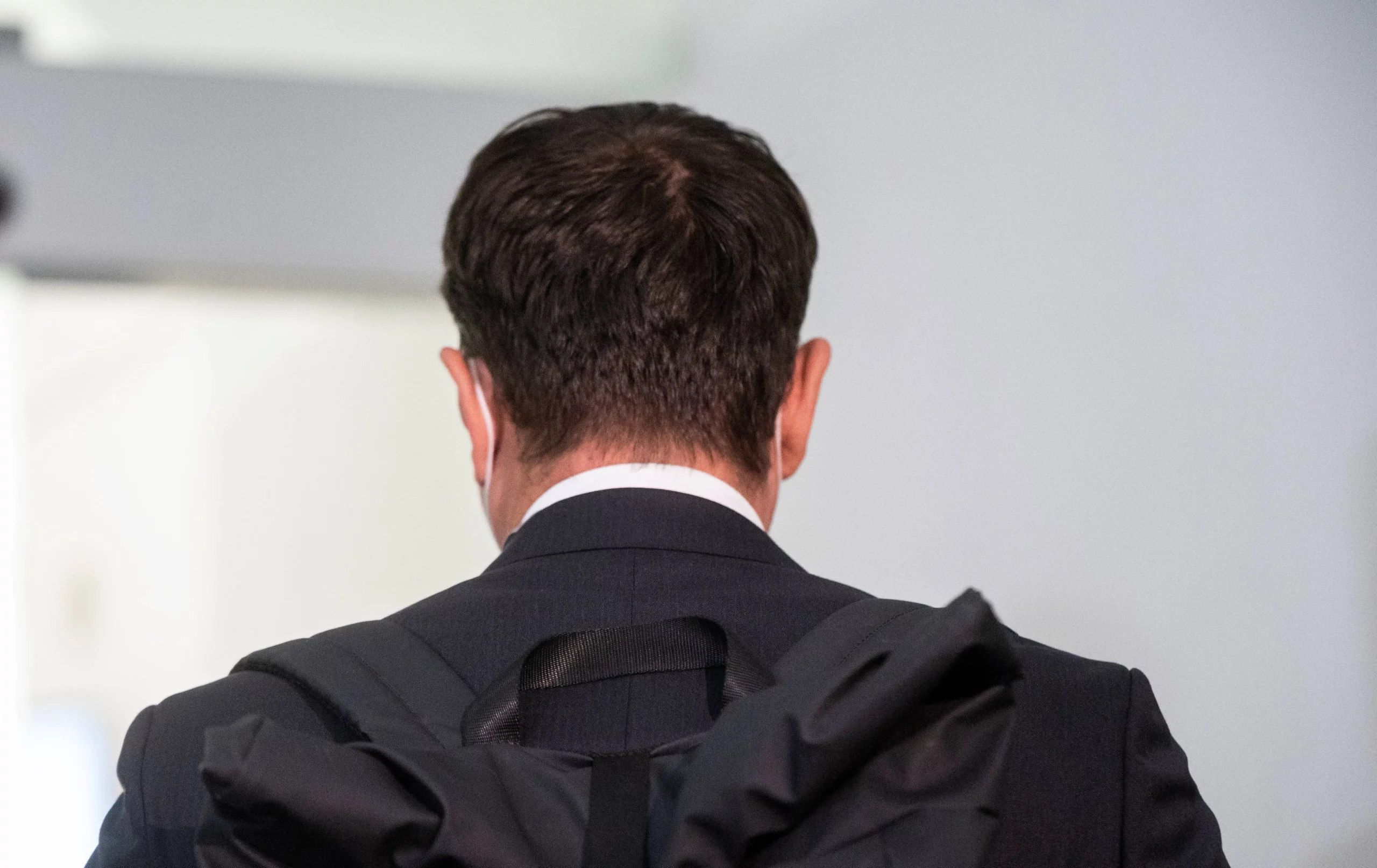 Die Zeugenaussagen im Verfahren wegen einer Postenbesetzung ergeben für Klubobmann August Wöginger für ihn bisher unbekannte Hintergründe und Zusammenhänge: Thomas Schmid, damals Generalsekretär im Finanzministerium, habe seine eigenen Pläne verfolgt, sagt Wöginger: Die Wahrheit kommt jetzt ans Licht. Foto (Schmid, 2022): Imago, Martin Juen