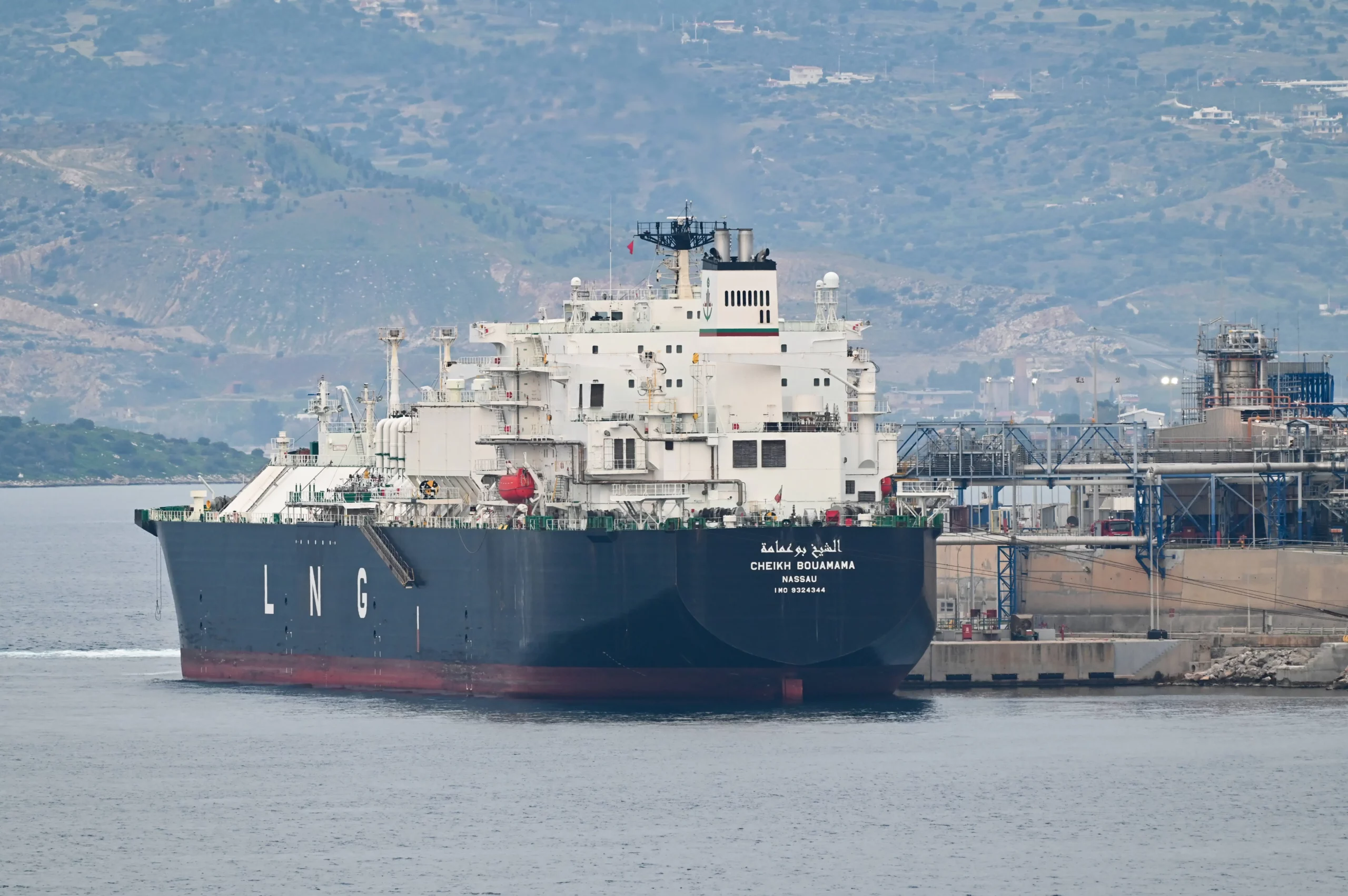 Griechendland (Bild) bezieht bereits LNG aus Algerien. Foto: Imago / Nicolas Koutsokostas