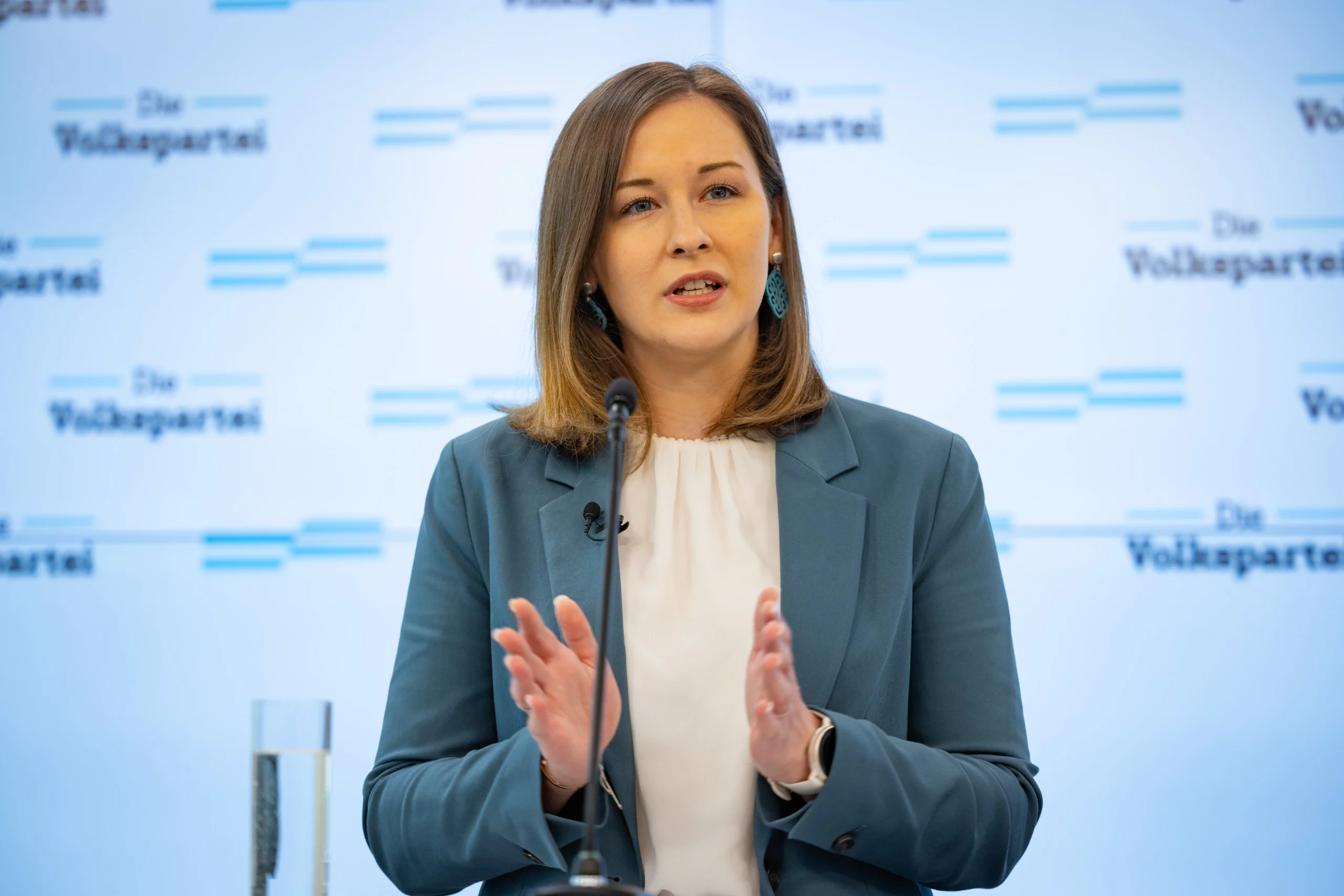 Familienministerin Claudia Bauer: Zivildienst verlängern, denn die demografische Entwicklung bringt eine Versorgungslücke im Sozial- und Gesundheitswesen. Fotos: Jakob Glaser