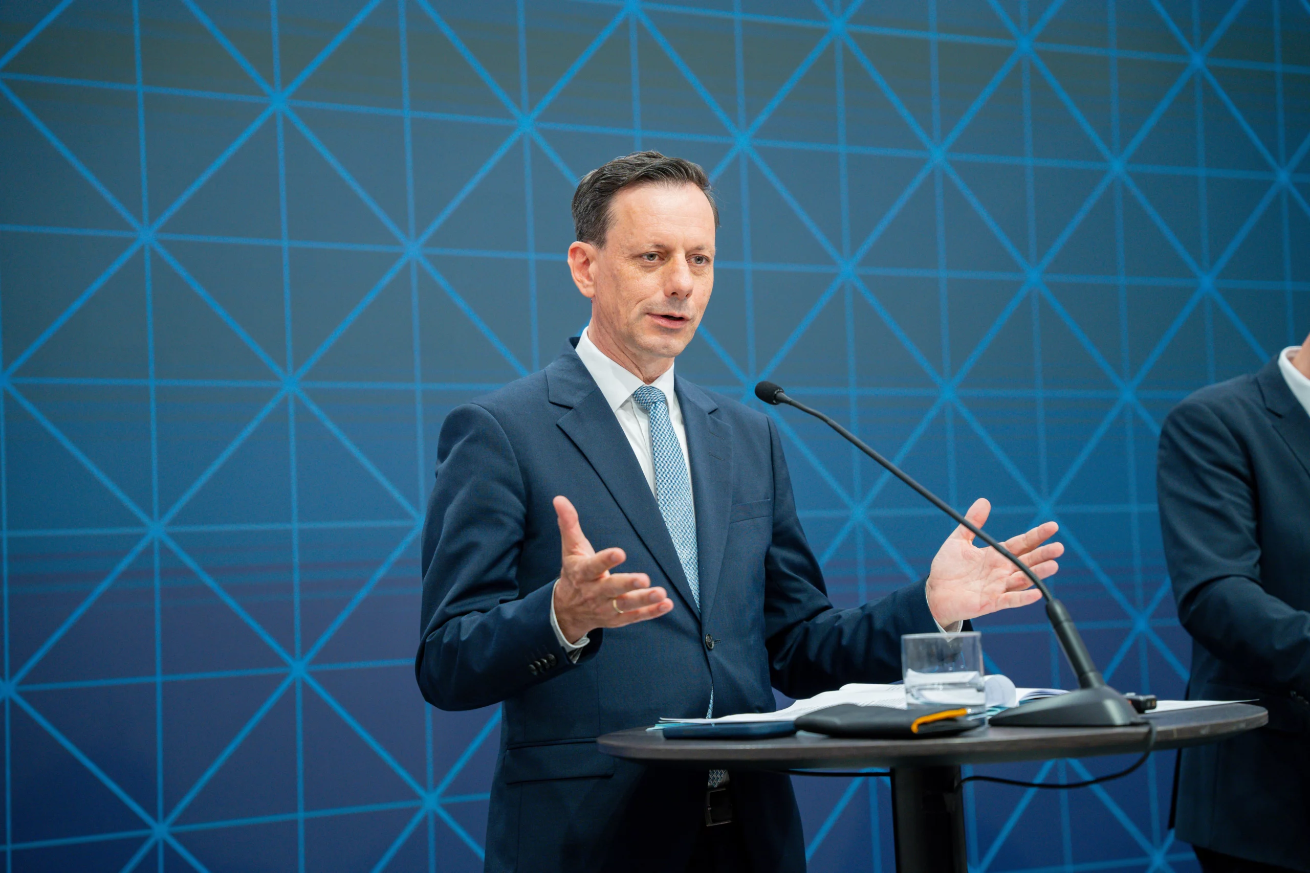 Sicherheit geben, denn 2015 wird es nicht mehr geben: Klubobmann und Sicherheitssprecher der ÖVP, Ernst Gödl. Foto: THR