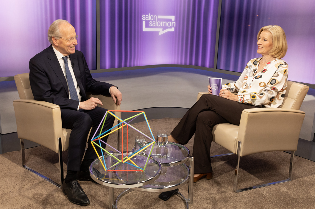 Bedauerliche Entscheidung des Senats: Rudolf Taschner im Gespräch mit KURIER-Herausgeberin Martina Salomon. Foto: Jürg Christandl