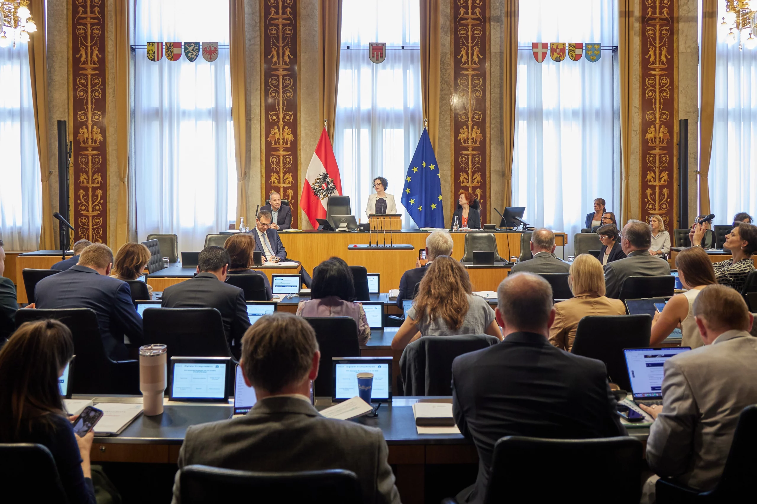 Der Bundesrat tagte diese Woche unter der neuen Vorsitzenden, Christine Schwarz-Fuchs (ÖVP) aus Vorarlberg. Foto: Thomas Topf