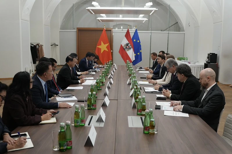 Arbeitsgespräche zwischen Österreich und Vietnam im Finanzministerium: Kredite unterstützen Kooperation und Exporte. Foto: BMF-Schönleitner