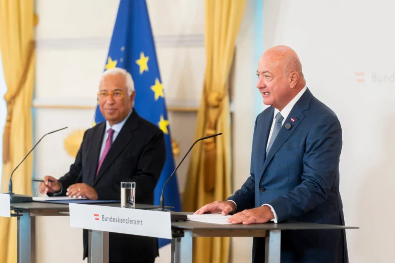 Traf am Dienstag EU-Ratspräsident Antonio Costa in Wien und bezeichnet den Entwurf des 2.000 Milliarden Euro EU-Budgets als "nicht akzeptabel". Bundeskanzler Christian Stocker. Foto: BKA/Florian Schrötter