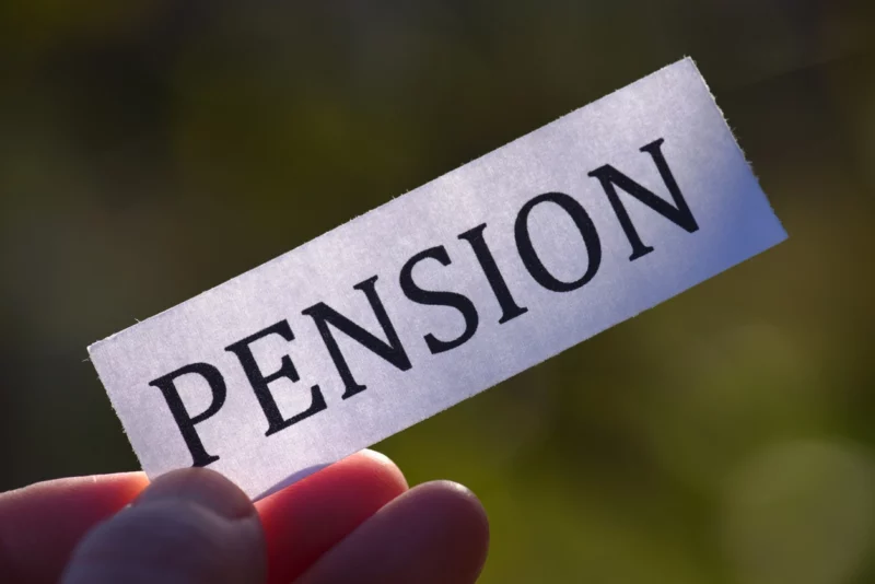 Das neue Modell der Aktivpension wird von Wirtschaftsminister Hattmannsdorfer verteidigt. Er kritisiert das Momentum Institut und spricht von einer "Neiddebatte". Foto: iStock/c-George