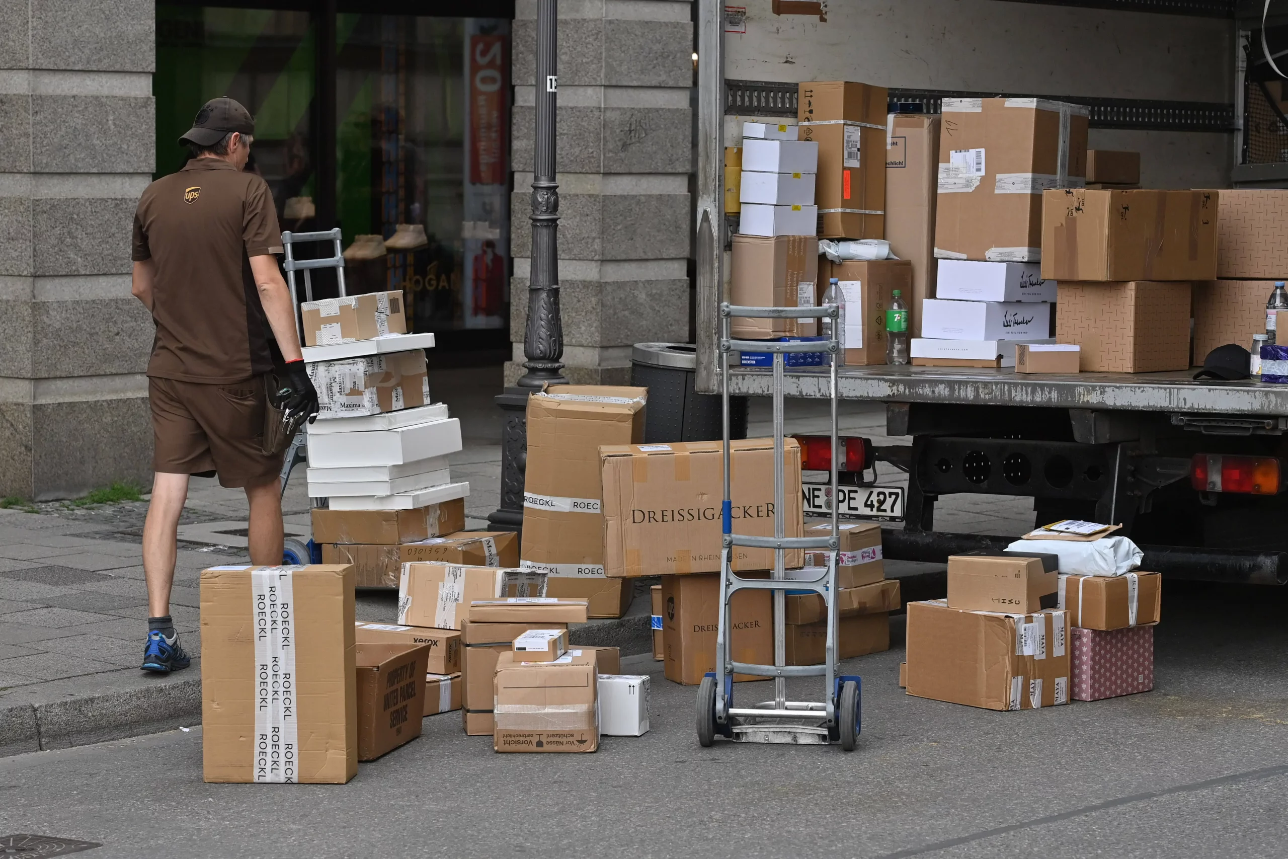 Unternehmen mit Sitz in der EU brauchen dank entrümpelter Verpackungsverordnung nicht in allen Zielländern einen Repräsentanten. Foto: Imago, Sven Simon