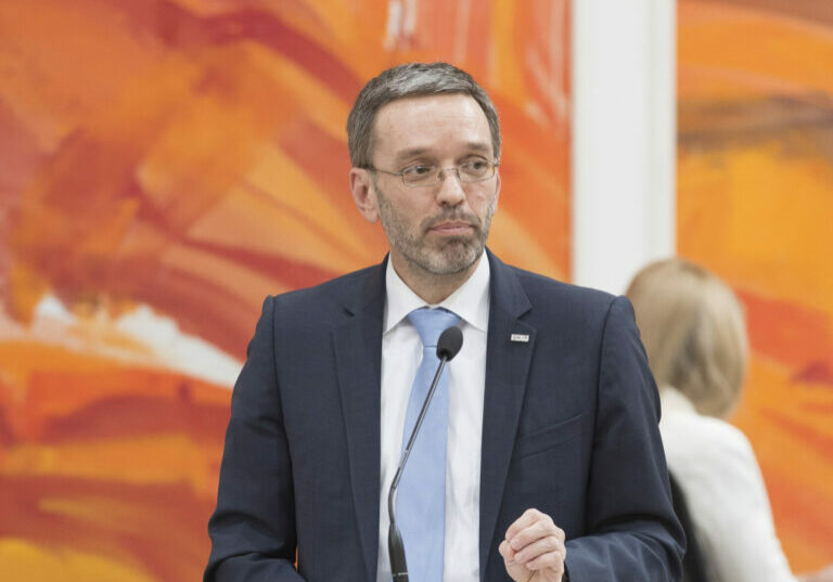 Designierter FPÖ-Obmann Herbert Kickl: Unterstützung für Identitäre? Foto: Parlamentsdirektion / Thomas Jantzen