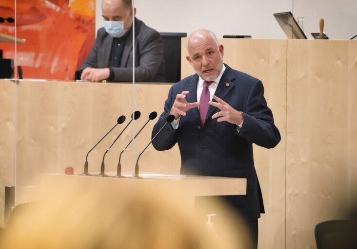 Nationalratsabgeordneter Martin Engelberg