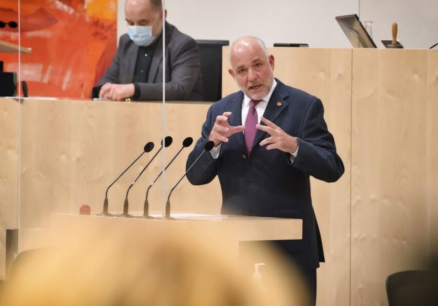 Nationalratsabgeordneter Martin Engelberg
