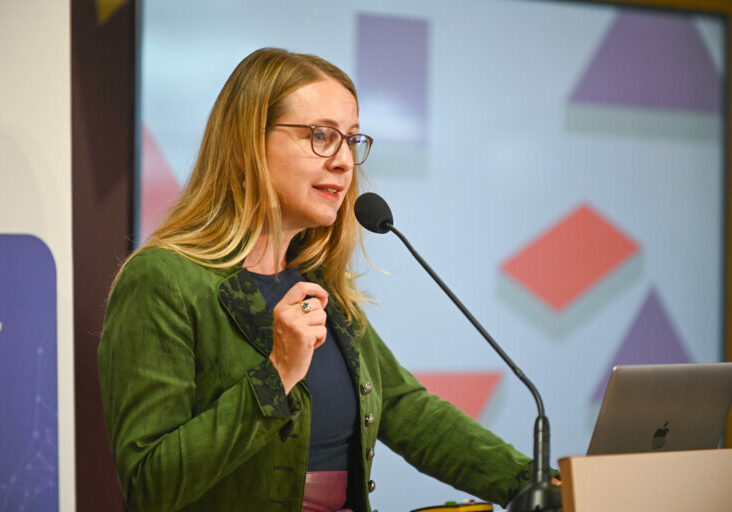 Wirtschafts- und Digitalisierungsministerin Margarete Schramböck; Foto: BMWD, Philipp Hartberger