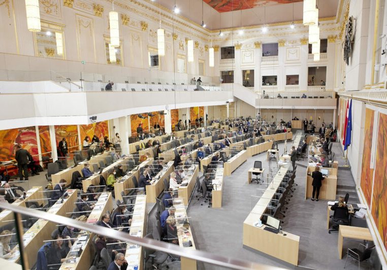 Der Anteil an Frauen im Nationalrat hat die 40-Prozent-Marke überschritten. Foto: Parlament/Thomas Topf