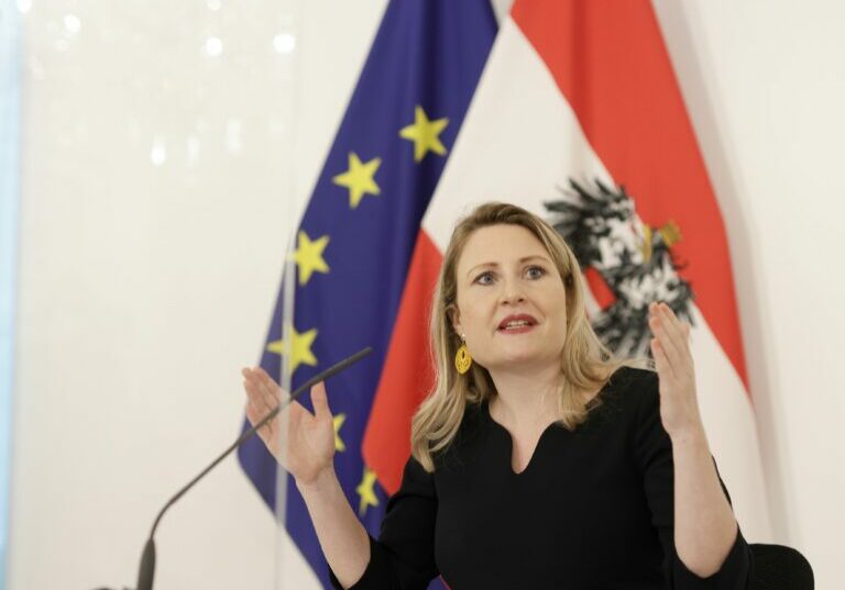 Mehr Mittel für Schutz von Frauen: Ministerin Susanne Raab. Foto: BKA
