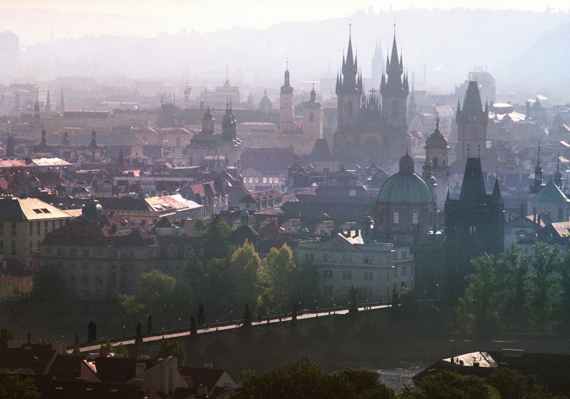 Tschechien (Bild: Prag, Karlsbrücke) ist EU-Vorsitzland. Themen des Europäischen Rats in Brüssel: Ukraine, Energie und Wirtschaft. Foto (Karlsbrücke): Prag/Stadttourismus
