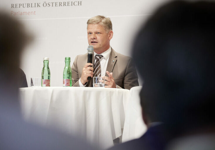 Andreas Hanger, Fraktionsführer der ÖVP in den Untersuchungsausschüssen des Nationalats: wirksame Kontrolle, Wahrung der Persönlichkeitsrechte, keine politischen Inszenierungen Foto (vom Festakt für das Ehrenamt im Mai): Thomas Topf