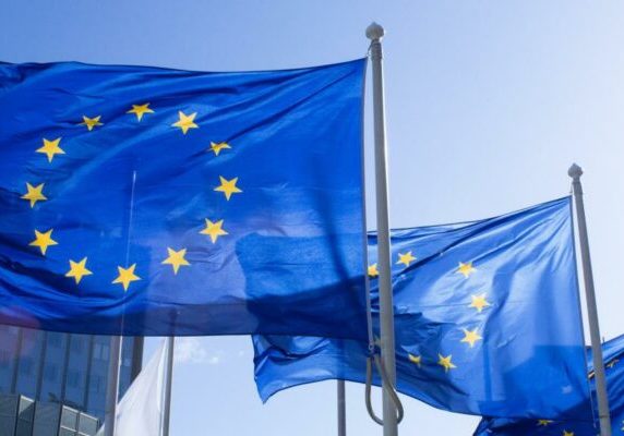 Die zwölf Sterne in der Fahne der EU stehen für Vollständigkeit und Einheit. Foto: EK/Alexandre Lallemand