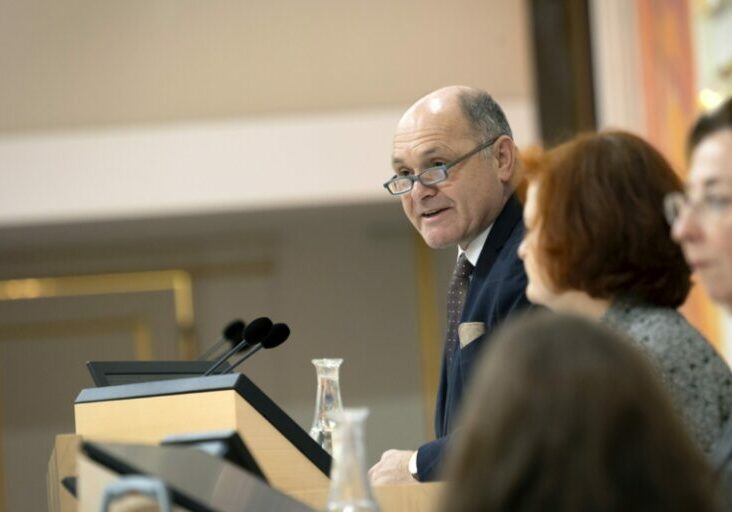 Wolfgang Sobotka, Präsident des Nationalrats: Hoffnung auf einen neuen, weniger aggressiven Stil in den Debatten nach der Rückkehr des Parlaments in das renovierte historische Gebäude an Renner-Ring in Wien. Foto: Parlament/Ulrike Wieser