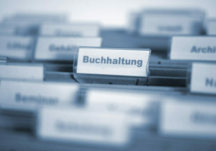 Die ÖVP bleibt dabei, Aufwendungen für Arbeit und Wahlkampf jeweils richtig zugeordnet zu haben. Bild: Rainer Sturm/pixelio.de