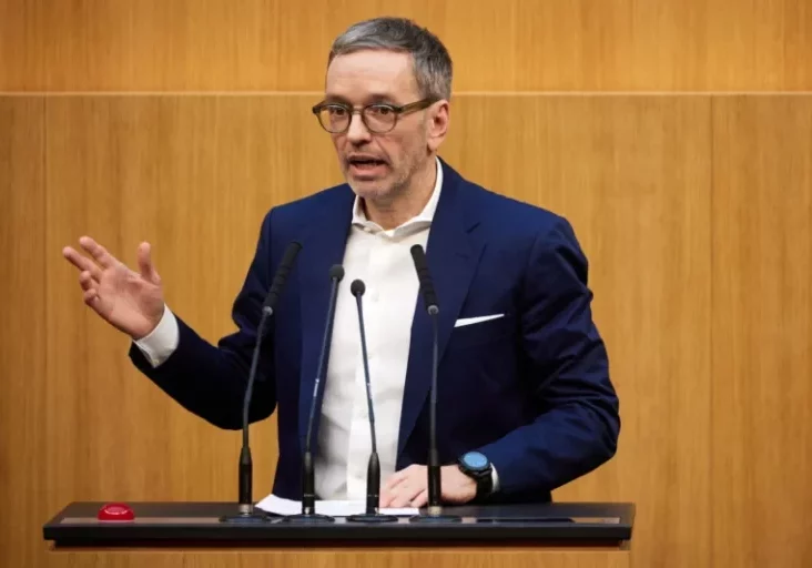 Herbert Kickls FPÖ blockiert den Untersuchungsausschuss zum "Rot-Blauen-Machtmissbrauch". Sechs FPÖ-Auskunftspersonen sagten dem Untersuchungsausschuss ab. Foto: Parlamentsdirektion/Thomas Topf