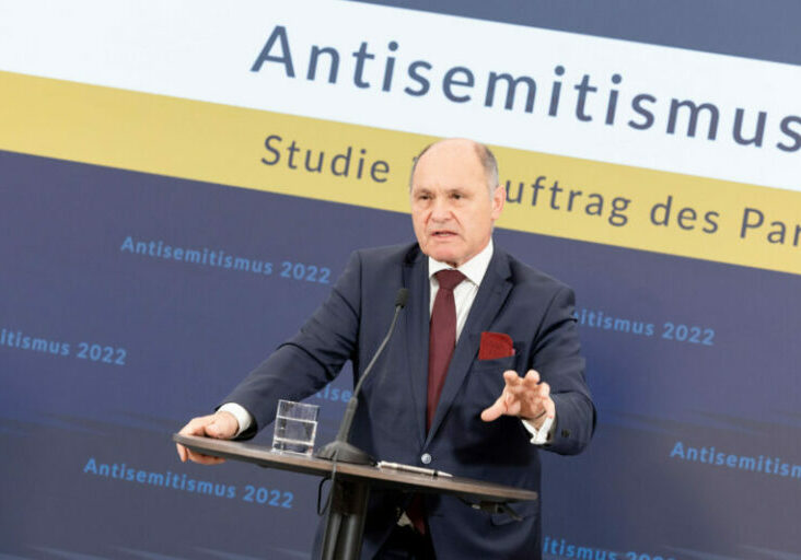 Als Nationalratspräsident setzt sich Wolfgang Sobotta sehr stark gegen Antisemitismus in Österreich ein. Dafür wurden vom Parlament bereits mehrere Initiativen gesetzt. Eine neue Studie beschäftigt sich mit Antisemitismus bei jungen Menschen. Foto (Archiv): Anna Rauchenberger