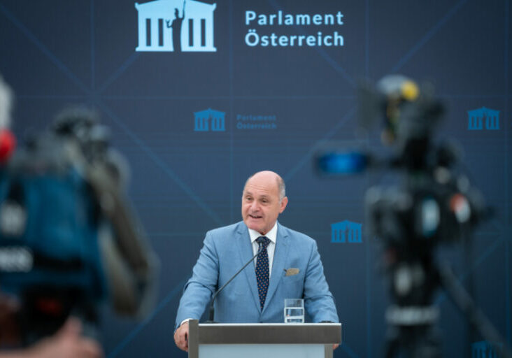 Nationalratspräsident Wolfgang Sobotka bilanzierte Umzug des Parlaments und Tagungsperiode des Nationalrats: Hohes Interesse der Öffentlichkeit, bessere Atmosphäre. Foto: Parlament/David Bohmann