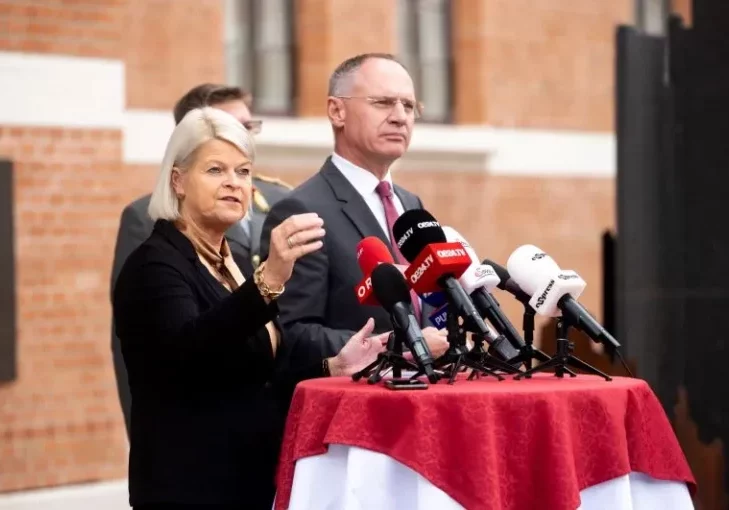 die beiden Sicherheitsminister Klaudia Tanner und Gerhard Karner führen als Doppelspitze bei der Nationalratswahl die Landesliste der ÖVP Niederösterreich an. Foto: HBF