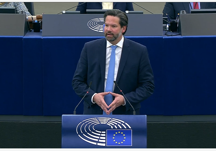 Europa-Abgeordneter Lukas Mandl bei der Plenardebatte über Europas Strategie gegen eingefrorene Konflikte: Frühwarnsystem und präventive Diplomatie zur Eindämmung von Konfliktherden. Foto: EP