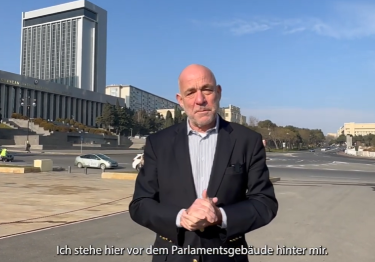 Martin Engelberg: Der ÖVP-Abgeordnete berichtet von seinem Einsatz in einer internationalen Delegation an OSZE-Wahlbeobachtern in Aserbeidschan (im Bild in Baku).