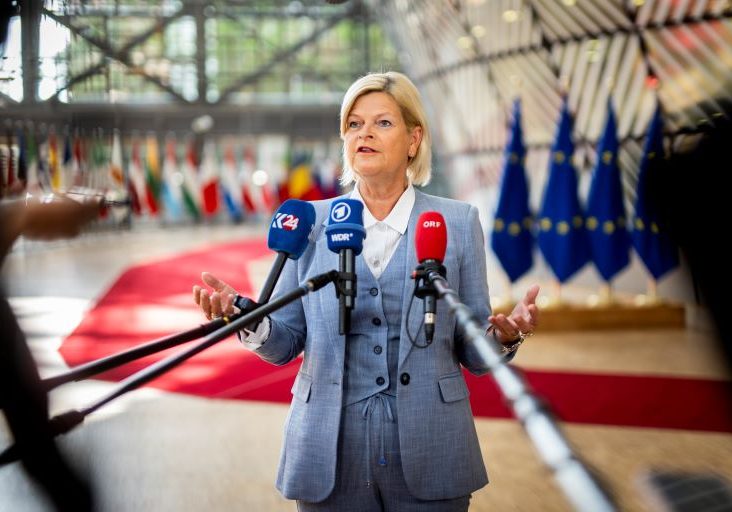 Verteidigungsministerin Klaudia Tanner soll neue Chefin der ÖVP-Frauen werden. Sie wurde vom Bundesvorstand einstimmig nominiert. Foto: HBF / Carina Karlovits