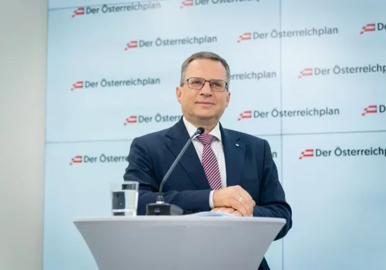 Gehaltsabschluss im öffentlichen Dienst ist fair und gerecht: ÖAAB-Obmann August Wöginger, Sozialsprecher und geschäftsführender Klubobmann der ÖVP. Foto: ÖVP/THR