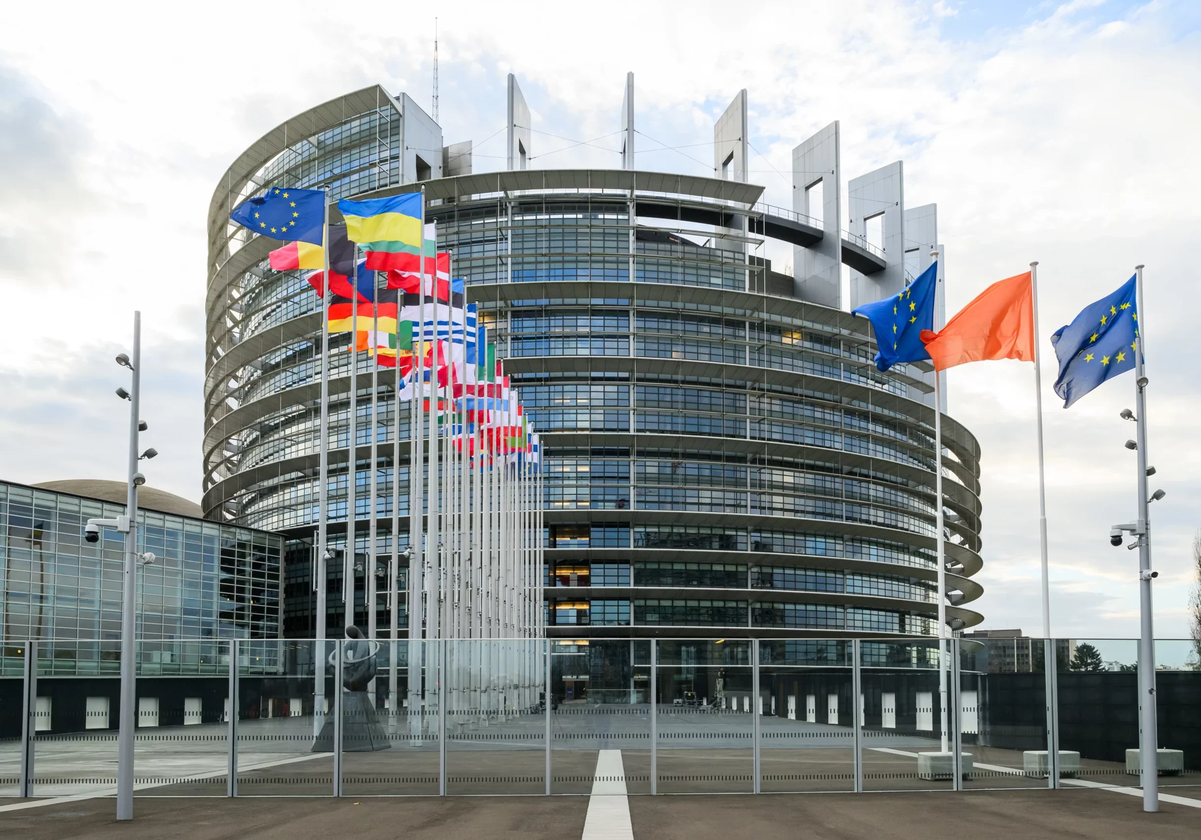 Europas Demokratie erhält einen Schutzschild für Qualität der Information und Freiheit der Meinungsäußerung (Bild: Europäisches Parlament Straßburg). Foto: EP