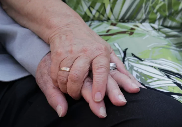 Das Pensionssystem ist stabil, erklärt die Alterssicherungskommission in ihren neuen Gutachten. Nach der mittelfristigen und der längerfristigen Prognose sollen 2025 Empfehlungen für das Pensionssystem folgen. Foto: Angieconscious/pixelio.de