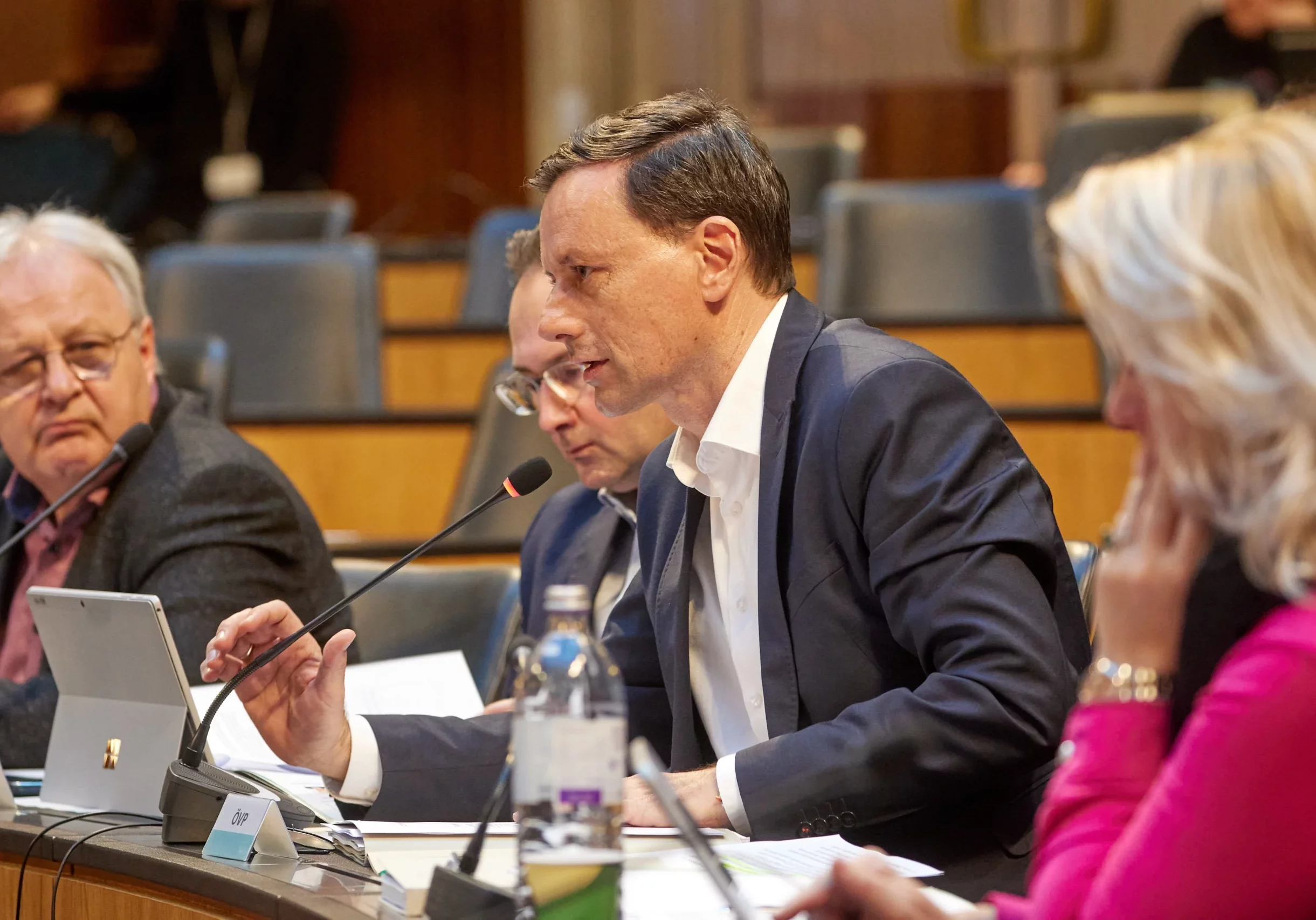 Abg. Ernst Gödl, Bereichssprecher der ÖVP für Sicherheit: Familiennachzug stoppen, um Systeme zu sichern. Foto: Thomas Topf