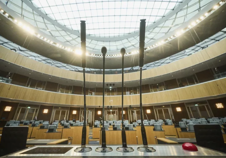Im ersten Jahr nach der Wahl wurde im Nationalrat viel debattiert und beschlossen. Das geht aus der Bilanz des Parlaments hervor. Foto: Parlamentsdirektion/Johannes Zinner
