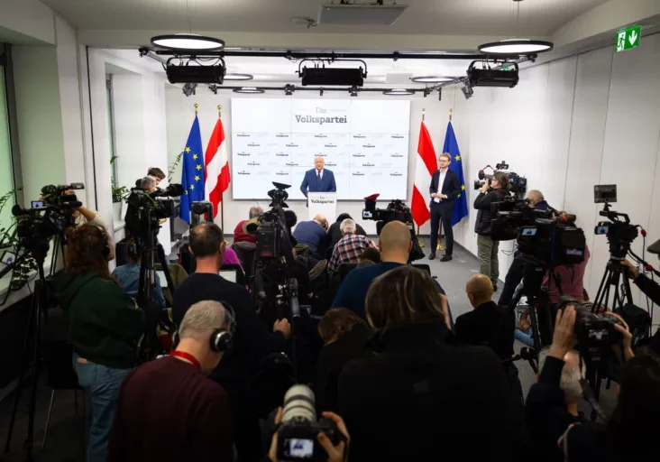 Enormes Interesse am Pressestatement von Christian Stocker in der ÖVP-Bundesparteileitung in Wien