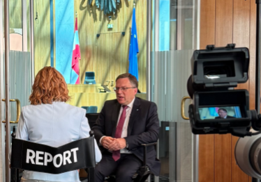 August Wöginger, Klubobmann der ÖVP im Parlament und Soz8alsprecher, erläutert im Interview den Kurs der Regierung zum Budget.