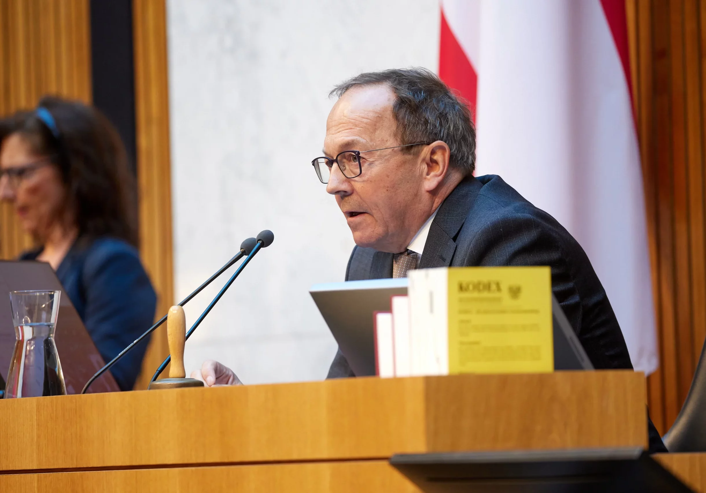 Peter Haubner, Zweiter Präsident des Nationalrats, leitete die Schlussabstimmung über das Doppelbudget. Foto: Parlament / Thomas Topf