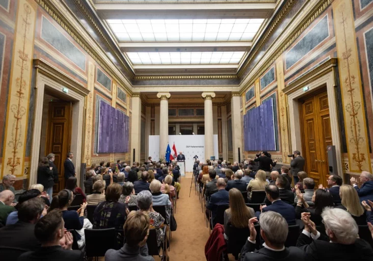 "Mit ganzer Kraft für Österreich": Anlässlich des 80. Jahrestages der Zweiten Republik und des ÖVP-Parlamentsklubs veröffentlichen Klub und das Karl von Vogelsang-Institut die Protokolle und die Themen der Klubberatungen von 1945 bis 1955. Alle Fotos: Jakob Glaser