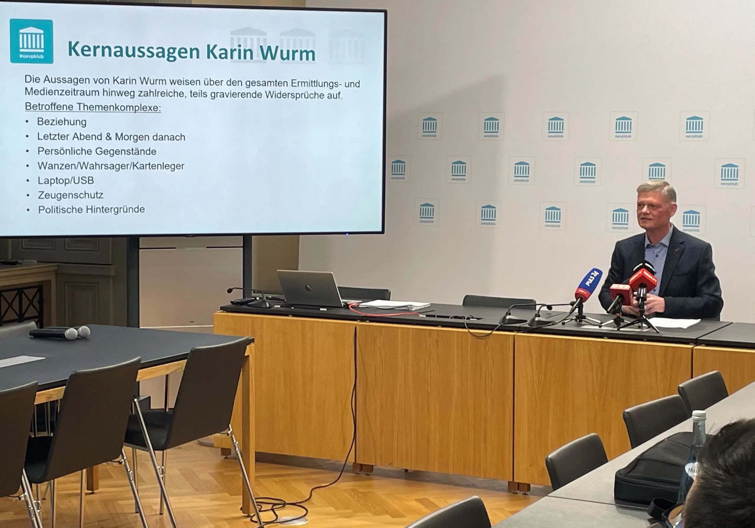 Auf die Widersprüche in den Aussagen von Karin Wurm, Lebensgefährtin des verstorbenen Juristen Christian Pilnacek, wies ÖVP-Fraktionsführer Andreas Hanger vor dem dieswöchigen U-Ausschuss hin.